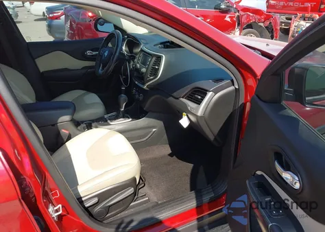 2015 Jeep Cherokee Sport из США, поврежденный, VIN 1C4PJLAB6FW611945